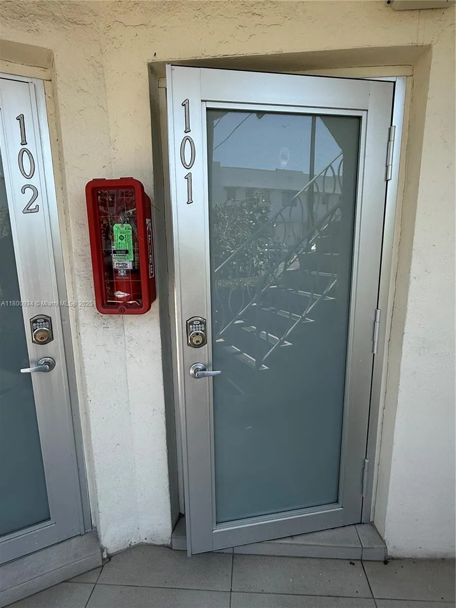 1601 Meridian Ave # 101, Miami Beach FL 33139