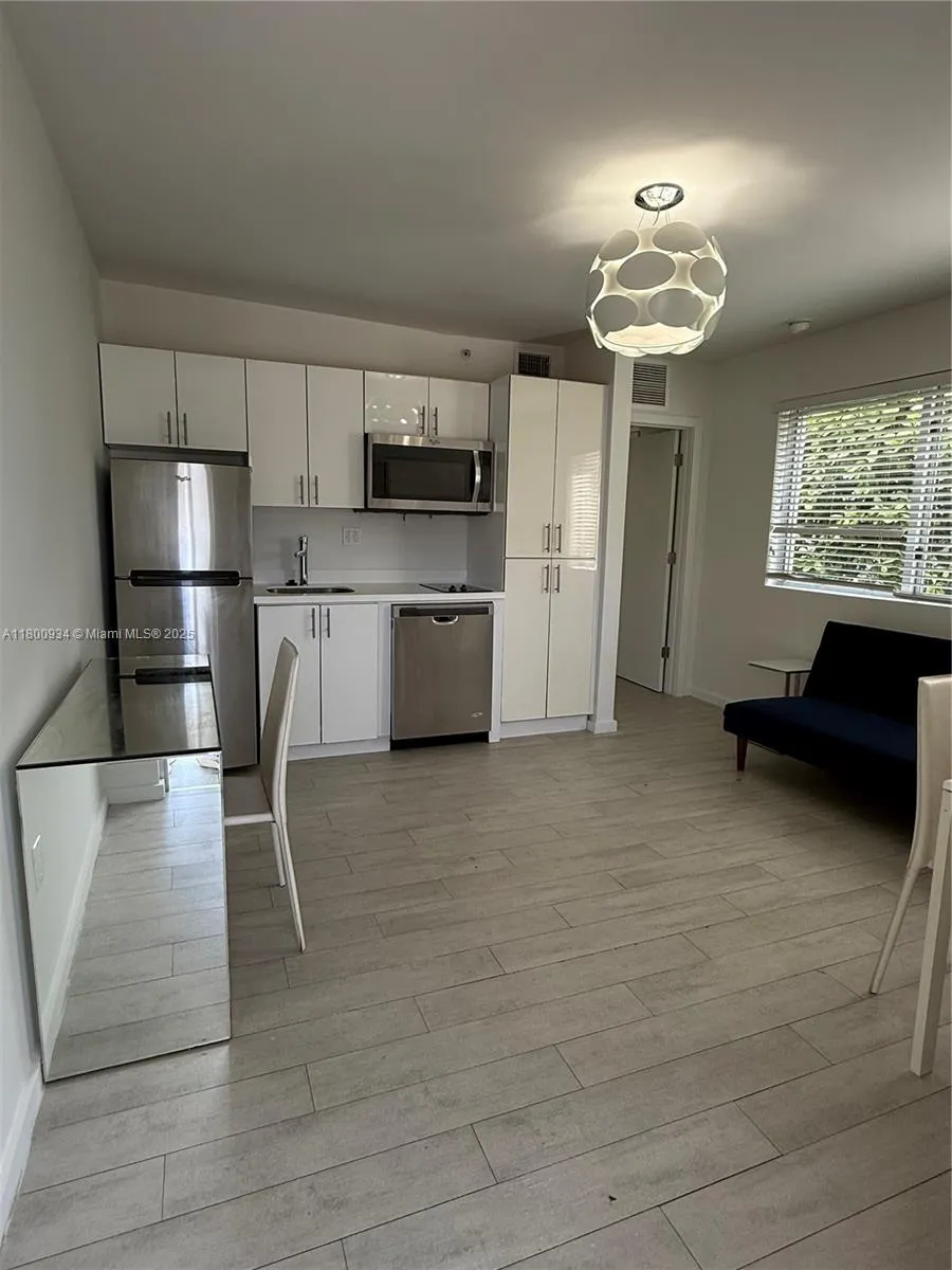 1601 Meridian Ave # 101, Miami Beach FL 33139