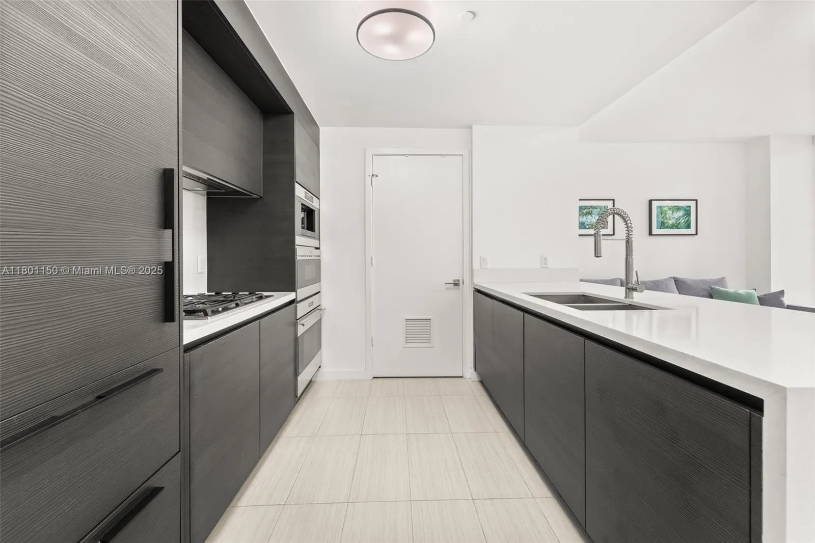 1 Collins Ave # 108, Miami Beach FL 33139