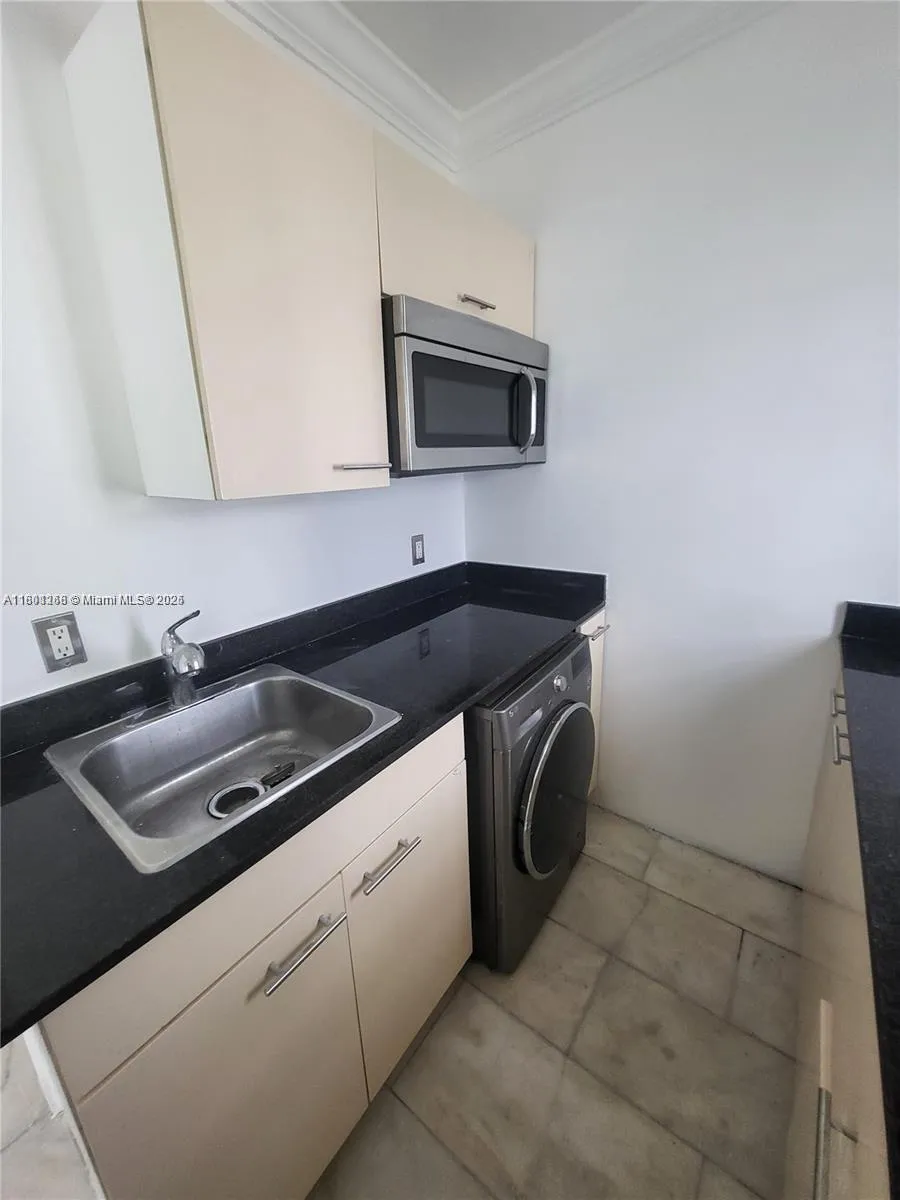928 Jefferson Ave # 6, Miami Beach FL 33139