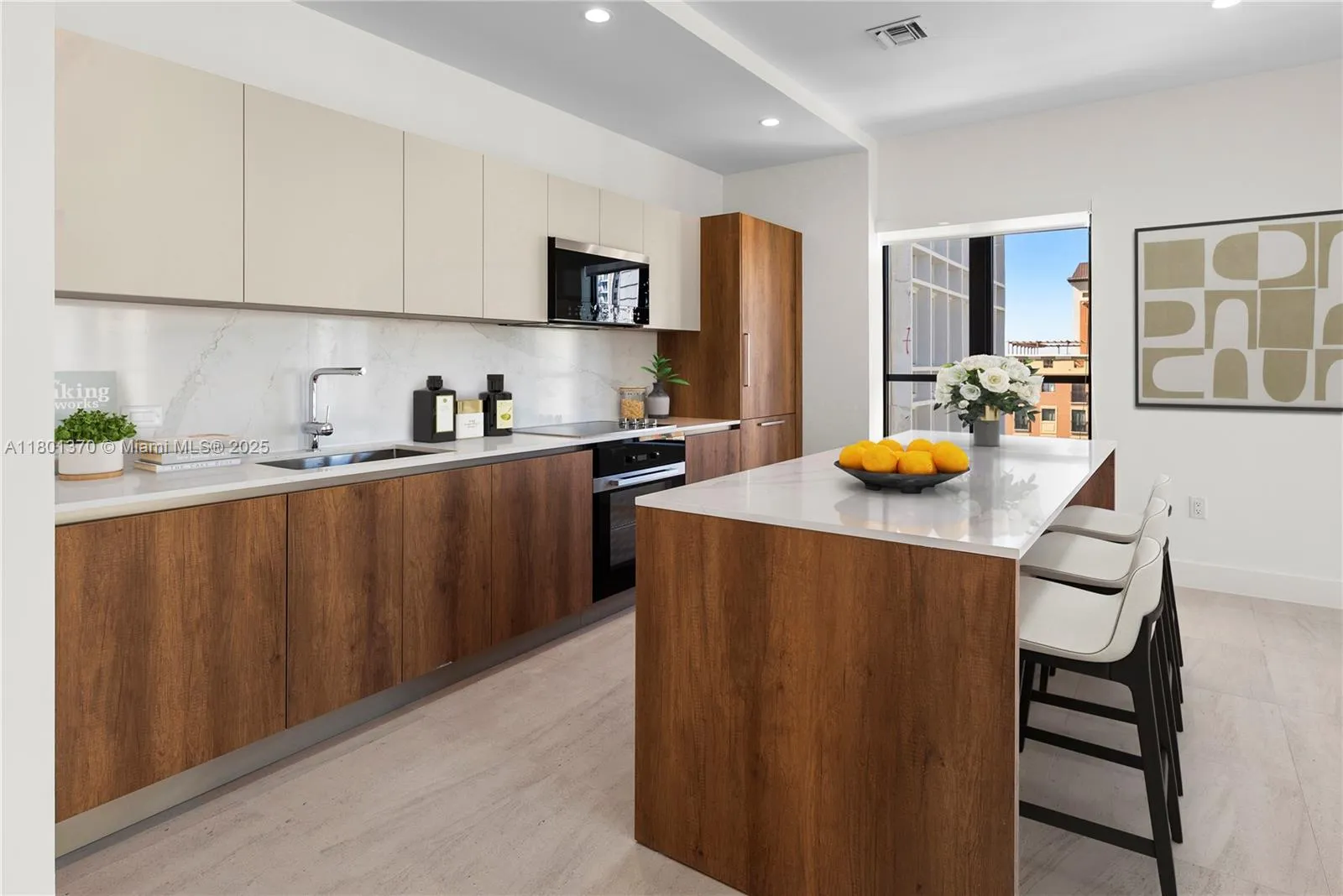 701 Valencia Ave # 402, Coral Gables FL 33134