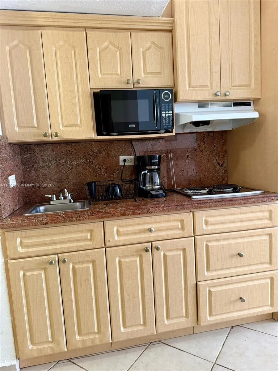 19201 Collins Ave # 241, Sunny Isles Beach FL 33160