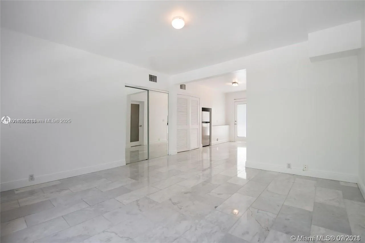 928 Jefferson Ave # 3, Miami Beach FL 33139