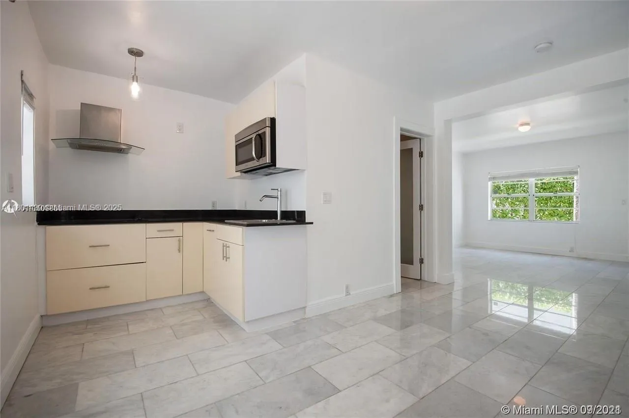 928 Jefferson Ave # 3, Miami Beach FL 33139