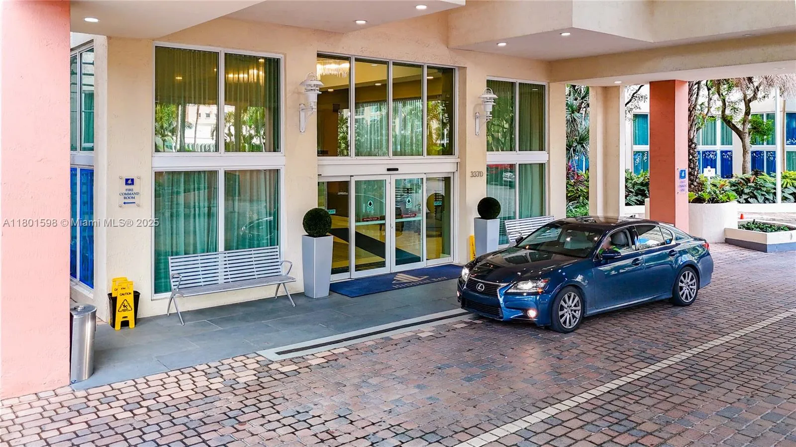 3370 Hidden Bay Dr # 2813, Aventura FL 33180