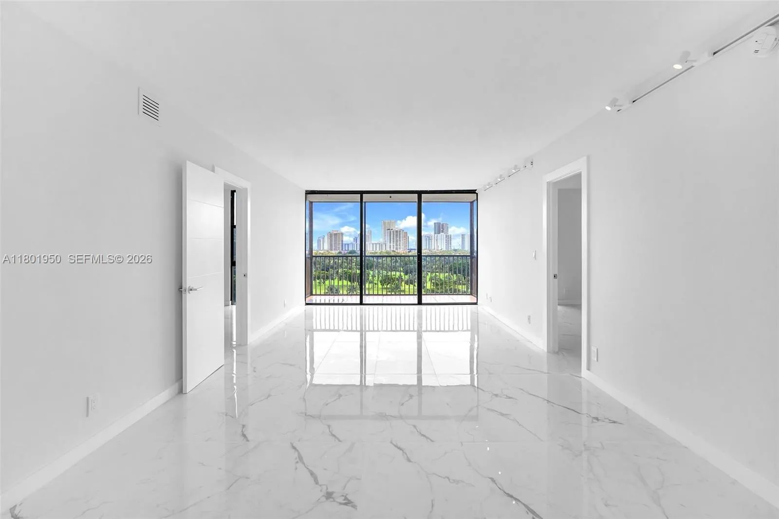 20335 W Country Club Dr # 1108, Aventura FL 33180