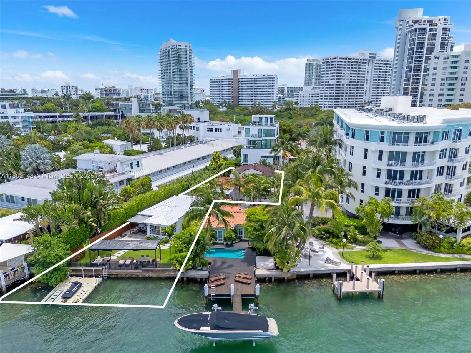 8-10 Century Ln, Miami Beach FL 33139