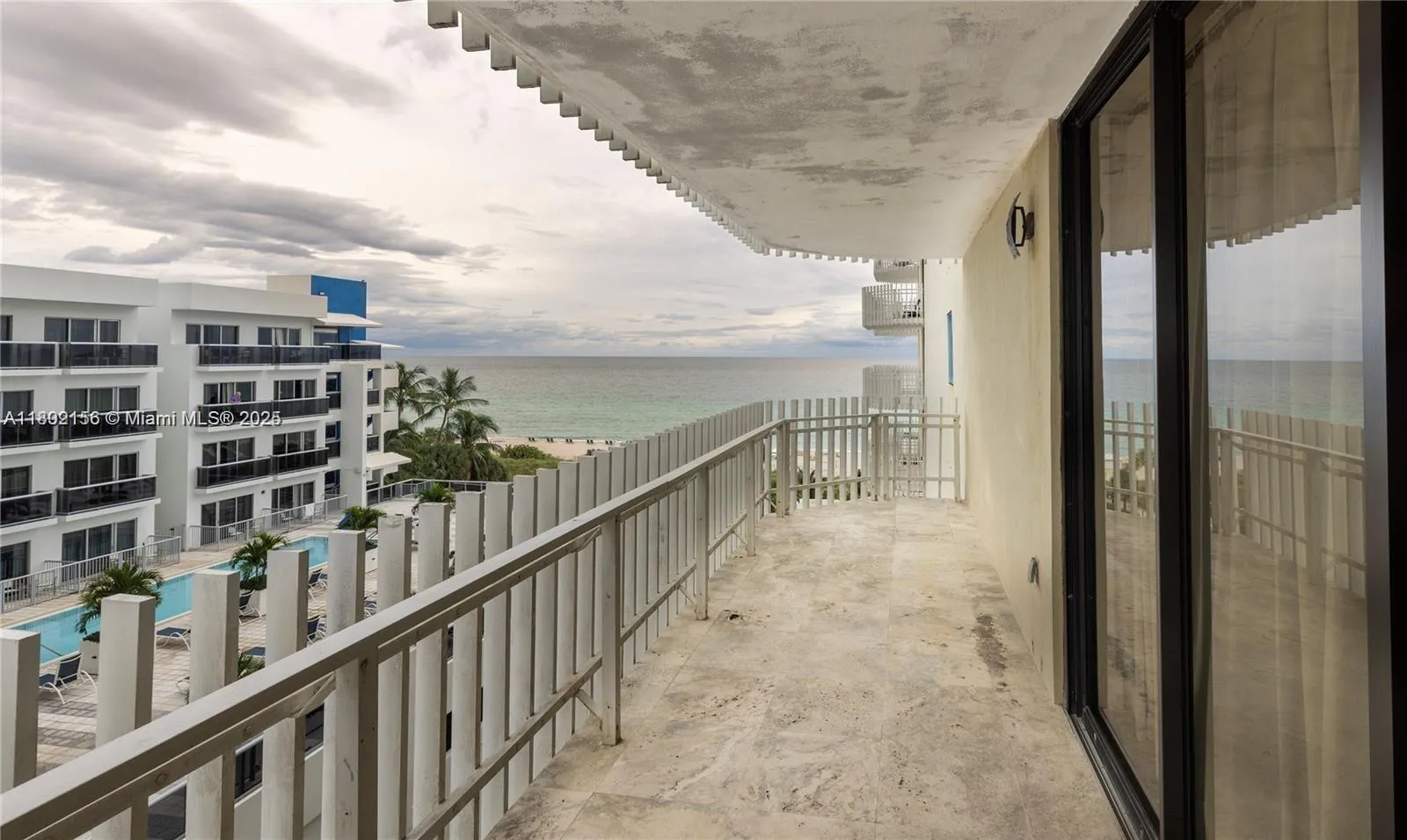 2 bedroom 2 bath for sale at 6061 Collins Ave # 7D, Miami Beach FL 33140