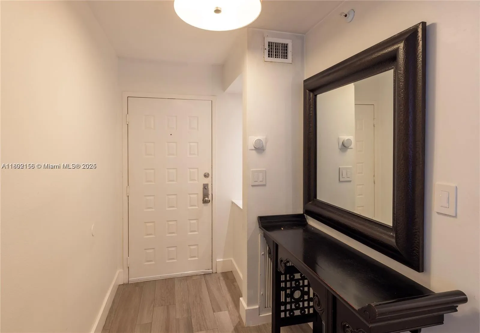 6061 Collins Ave # 7D, Miami Beach FL 33140
