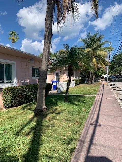 1795 Calais Dr, Miami Beach FL 33141