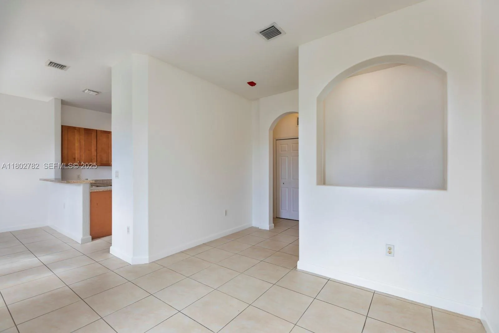 10022 NW 7th St # 206, Miami FL 33172