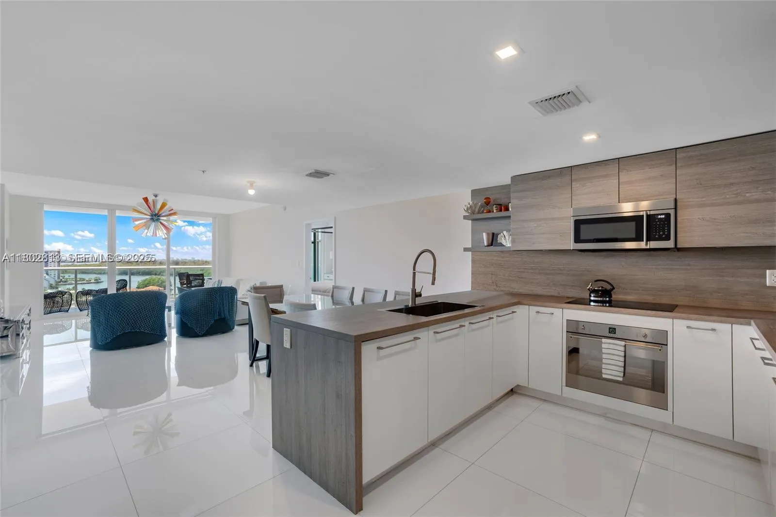 400 Sunny Isles # 1106, Sunny Isles Beach FL 33160