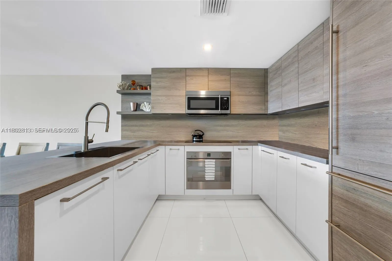400 Sunny Isles # 1106, Sunny Isles Beach FL 33160