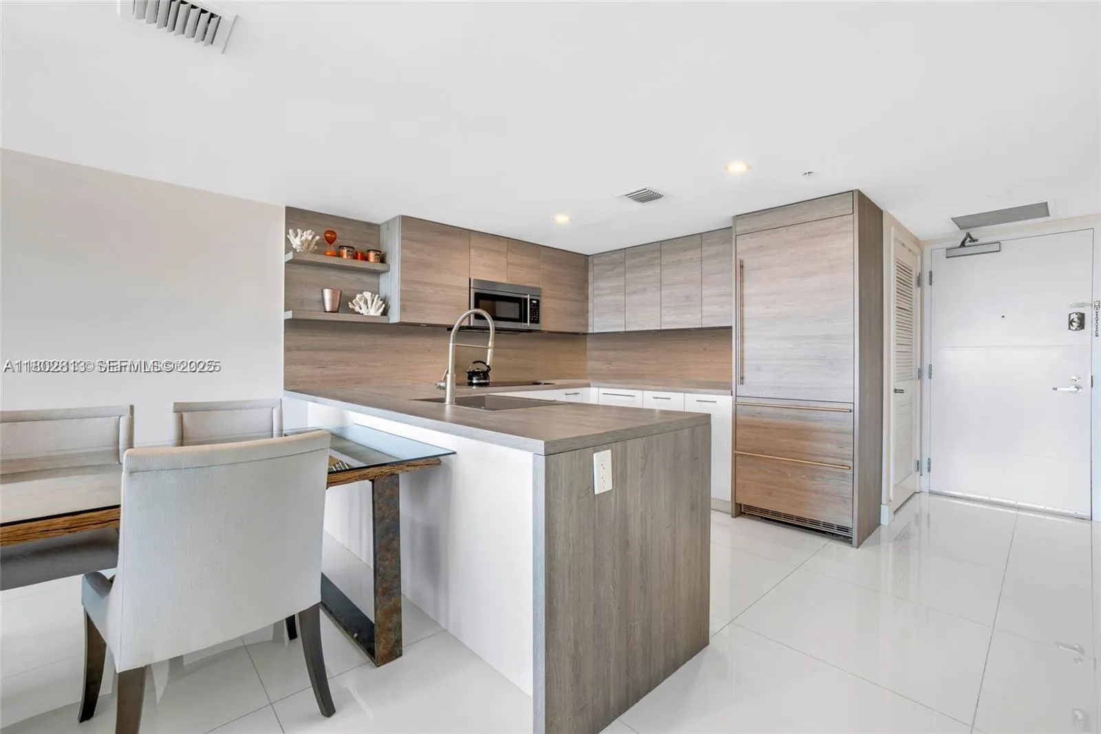 400 Sunny Isles # 1106, Sunny Isles Beach FL 33160