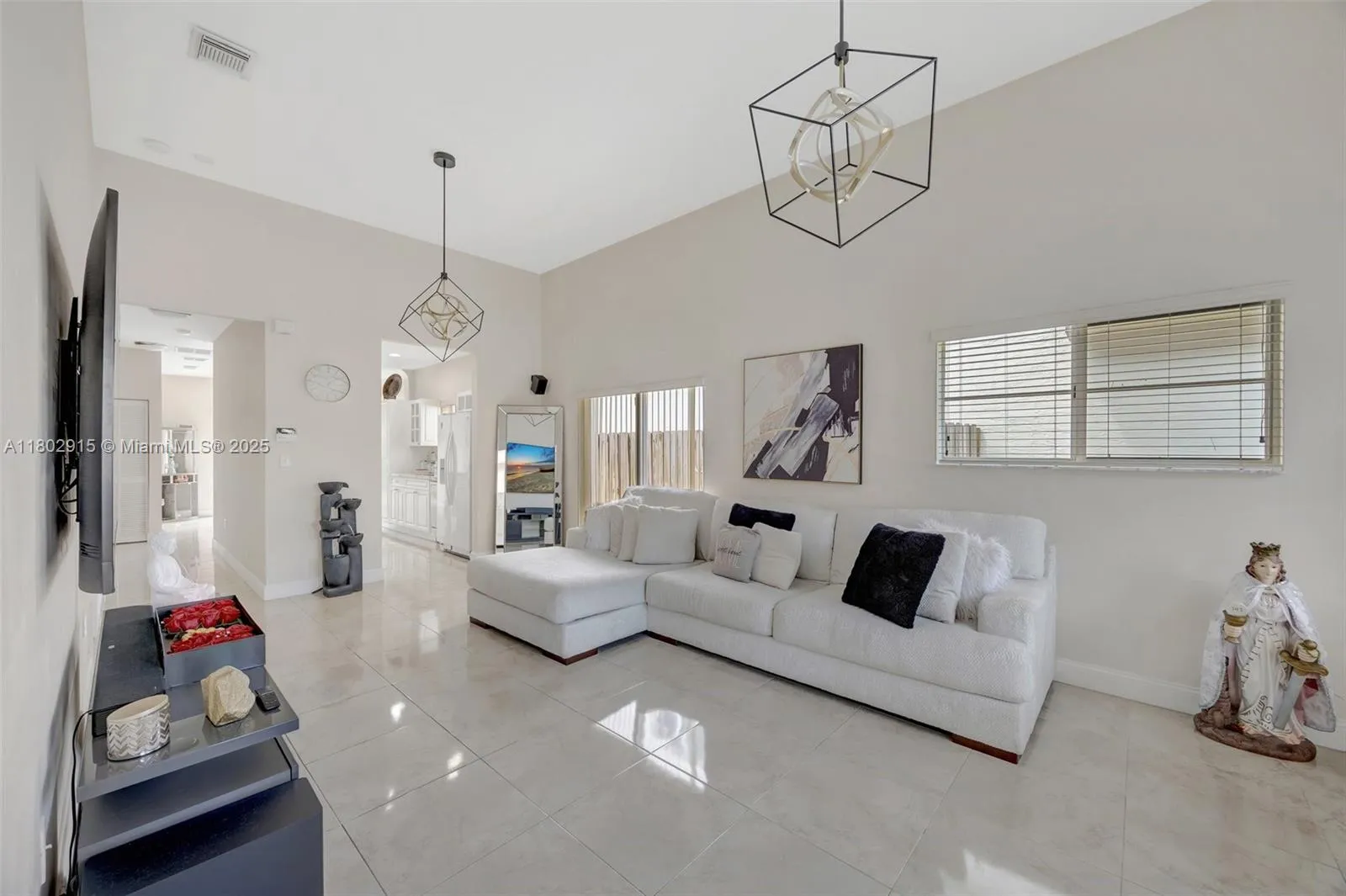 1130 NE 41st Ave, Homestead FL 33033
