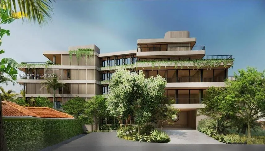 8-10 Century Ln, Miami Beach FL 33139