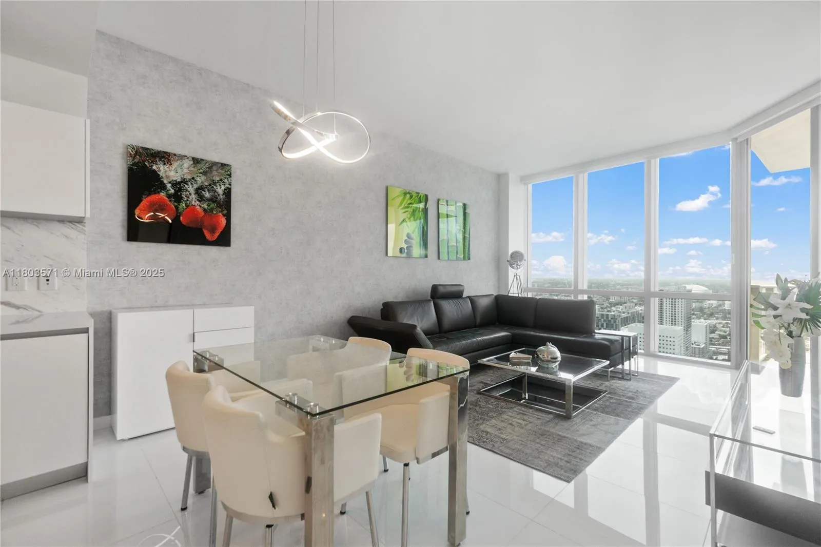 851 NE 1st Ave # 3906, Miami FL 33132