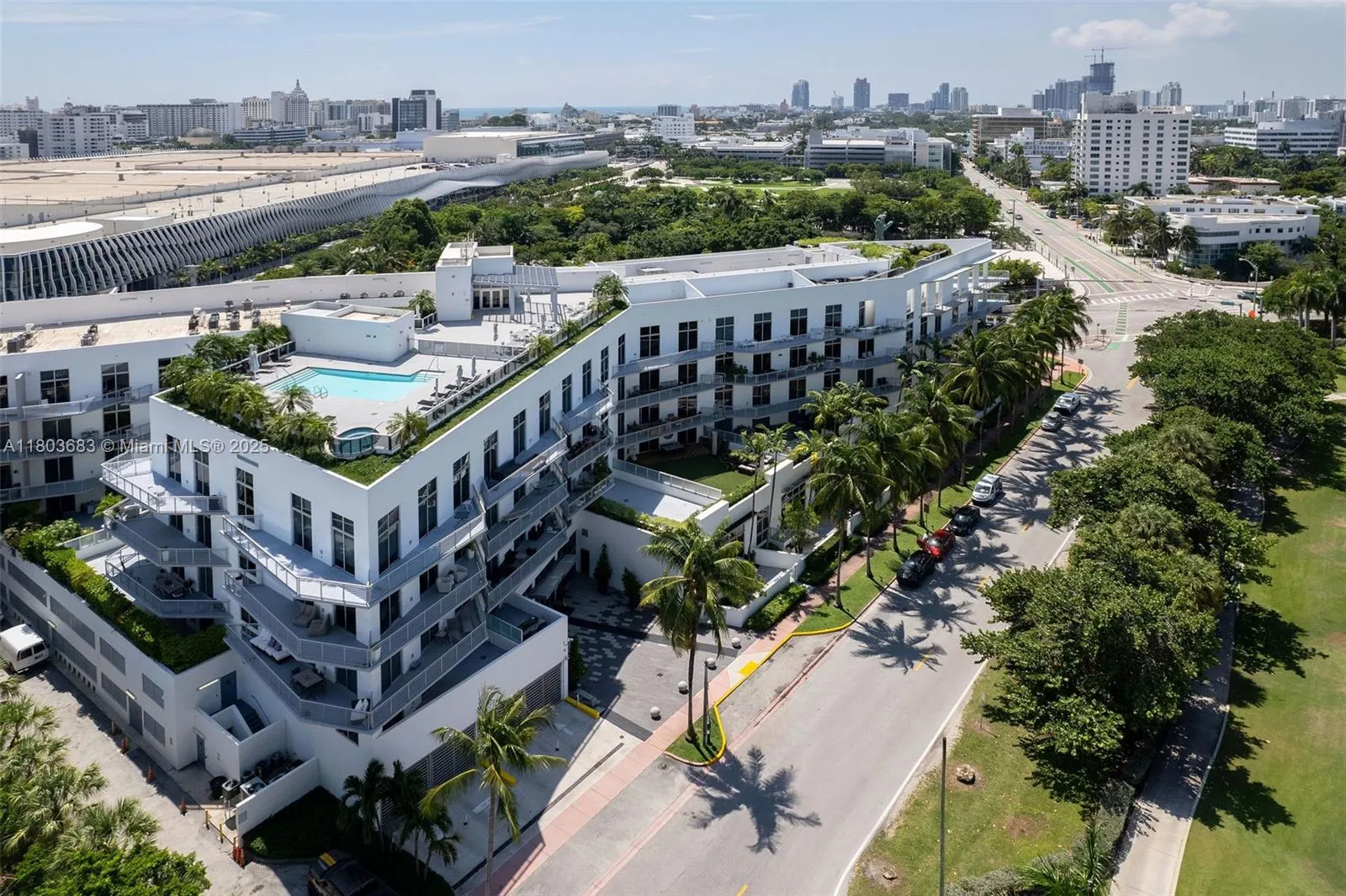 4 bedroom 4 bath for sale at 2001 Meridian Ave, Miami Beach FL 33139