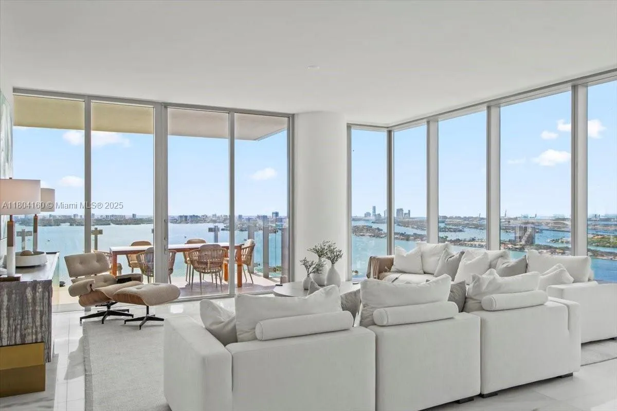 700 NE 26th Ter # 3903, Miami FL 33137