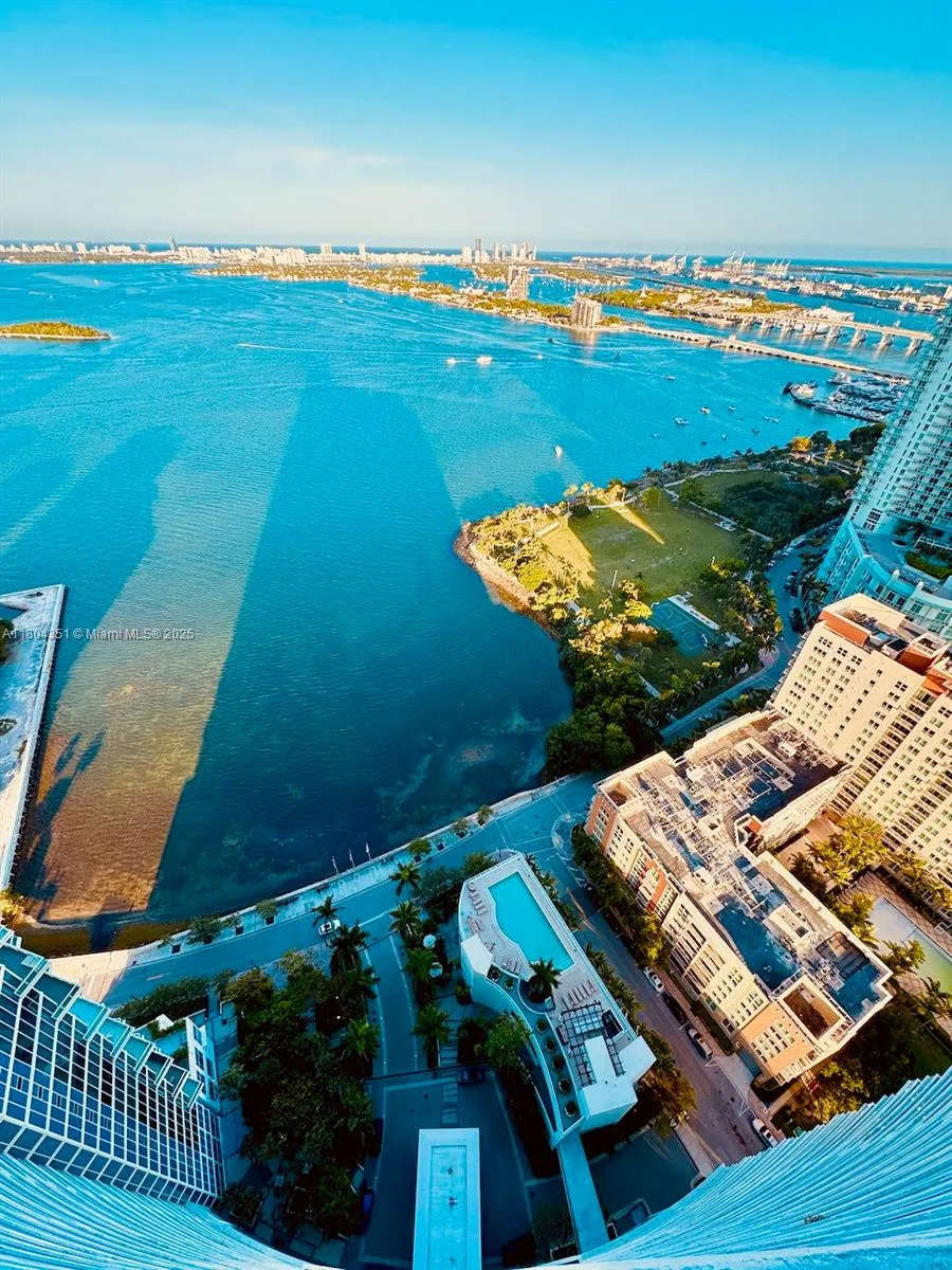 2 bedroom 2 bath for sale at 2020 N Bayshore Dr # 3706, Miami FL 33137