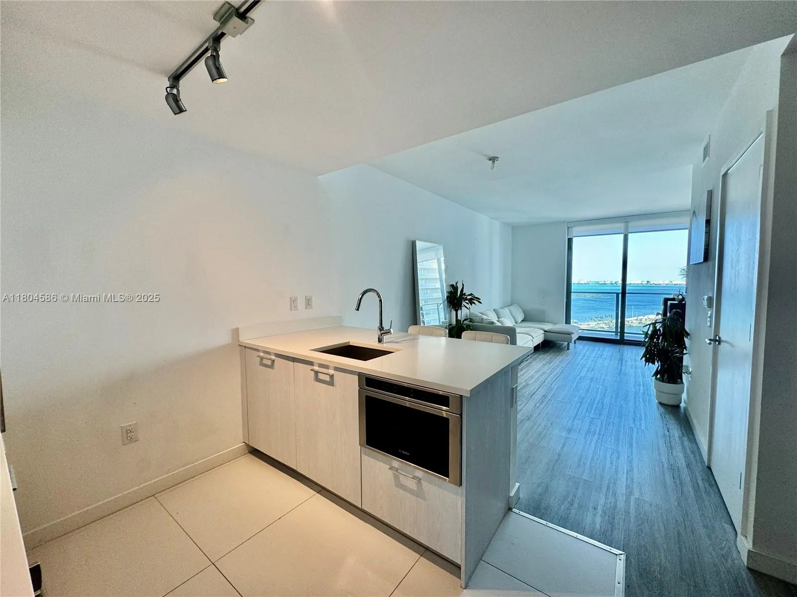 501 NE 31st St # 2903, Miami FL 33137