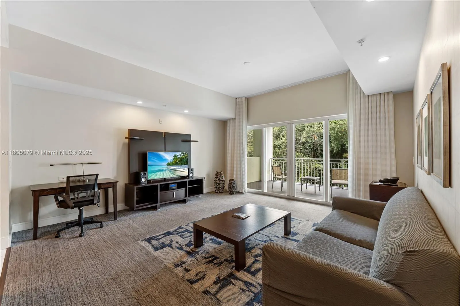 5300 NW 87th Ave # 1513, Doral FL 33178