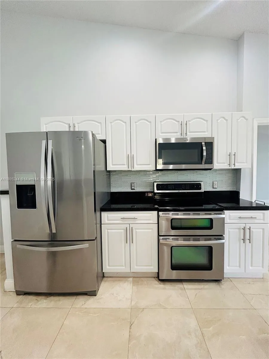 3480 Torremolinos Ave # 33, Doral FL 33178