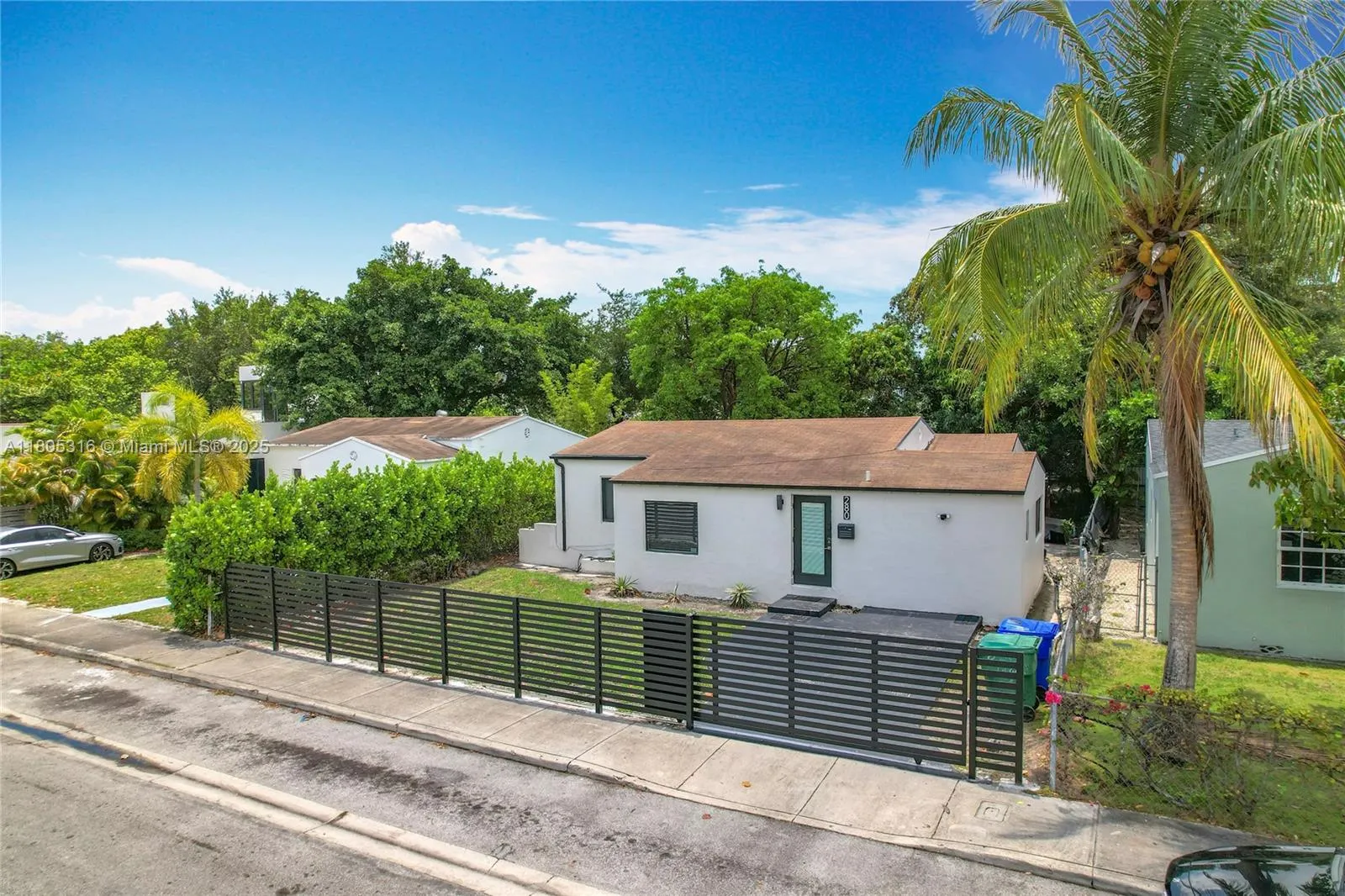 80 NW 45th St, Miami FL 33127