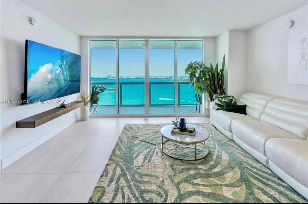 2 bedroom 2 bath for sale at 1800 N Bayshore Dr # 3707, Miami FL 33132