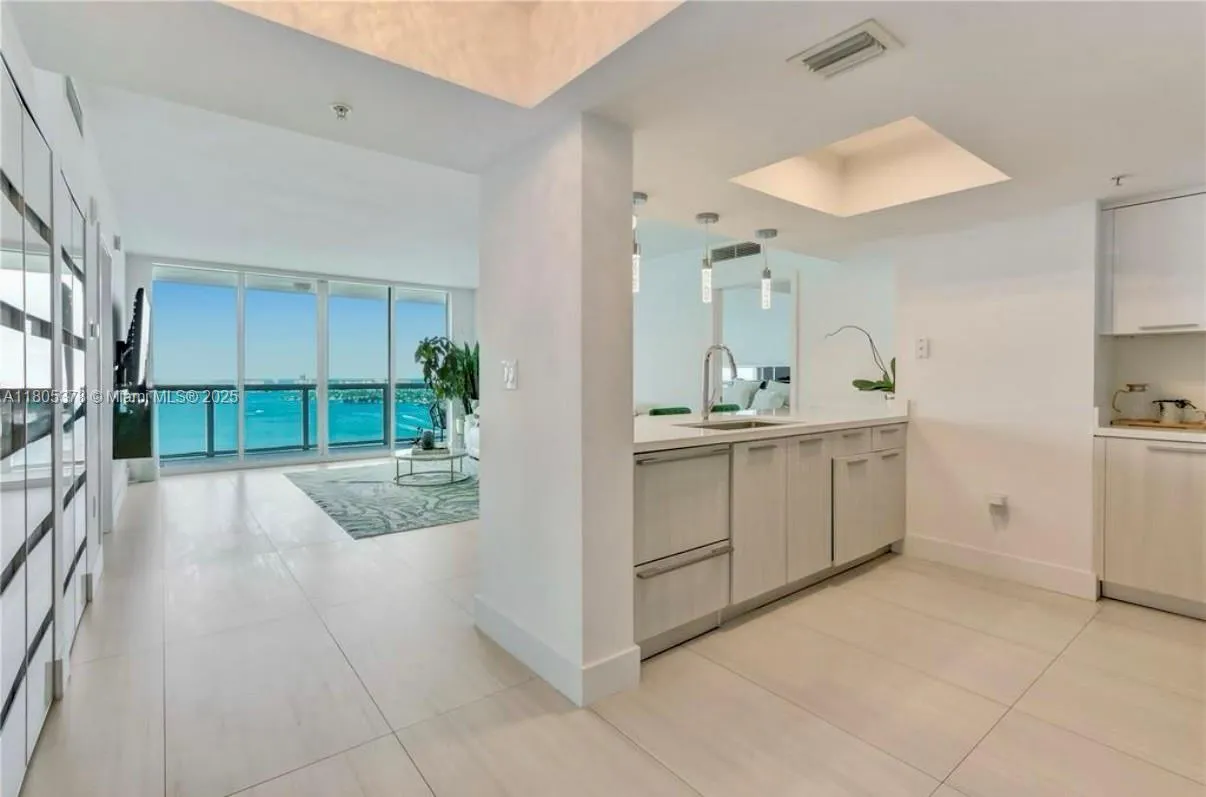 1800 N Bayshore Dr # 3707, Miami FL 33132