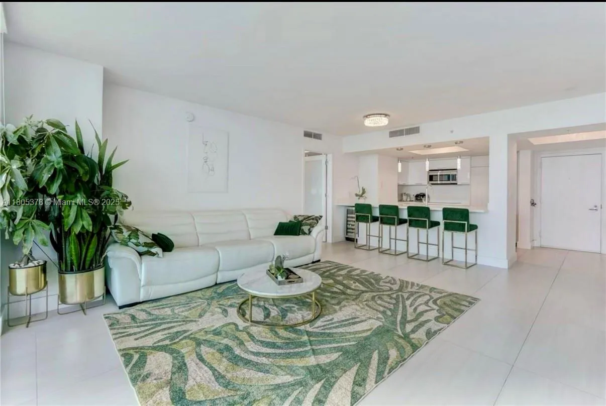 1800 N Bayshore Dr # 3707, Miami FL 33132