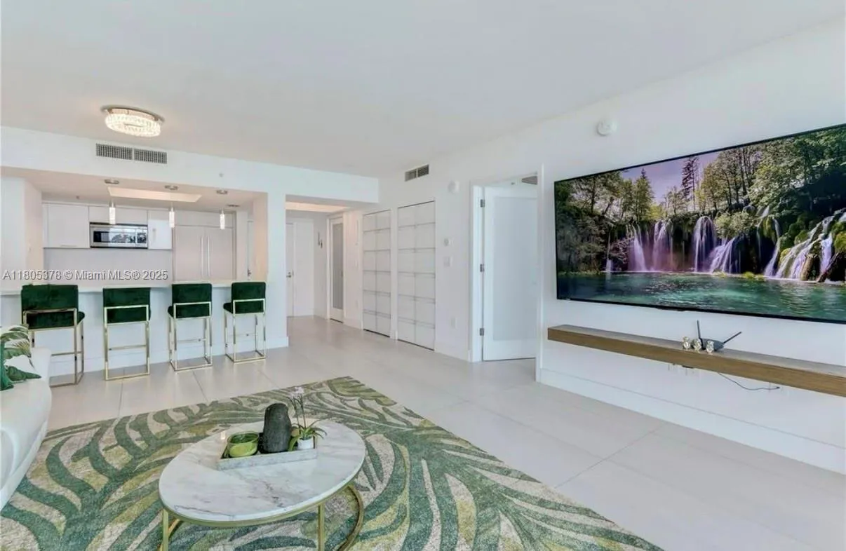 1800 N Bayshore Dr # 3707, Miami FL 33132
