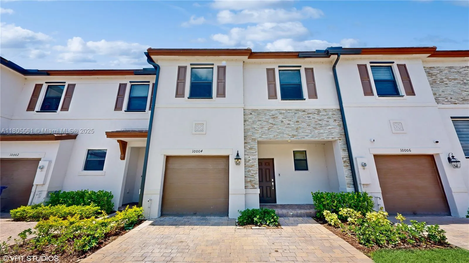 10004 SW 231 LN, Miami FL 33190