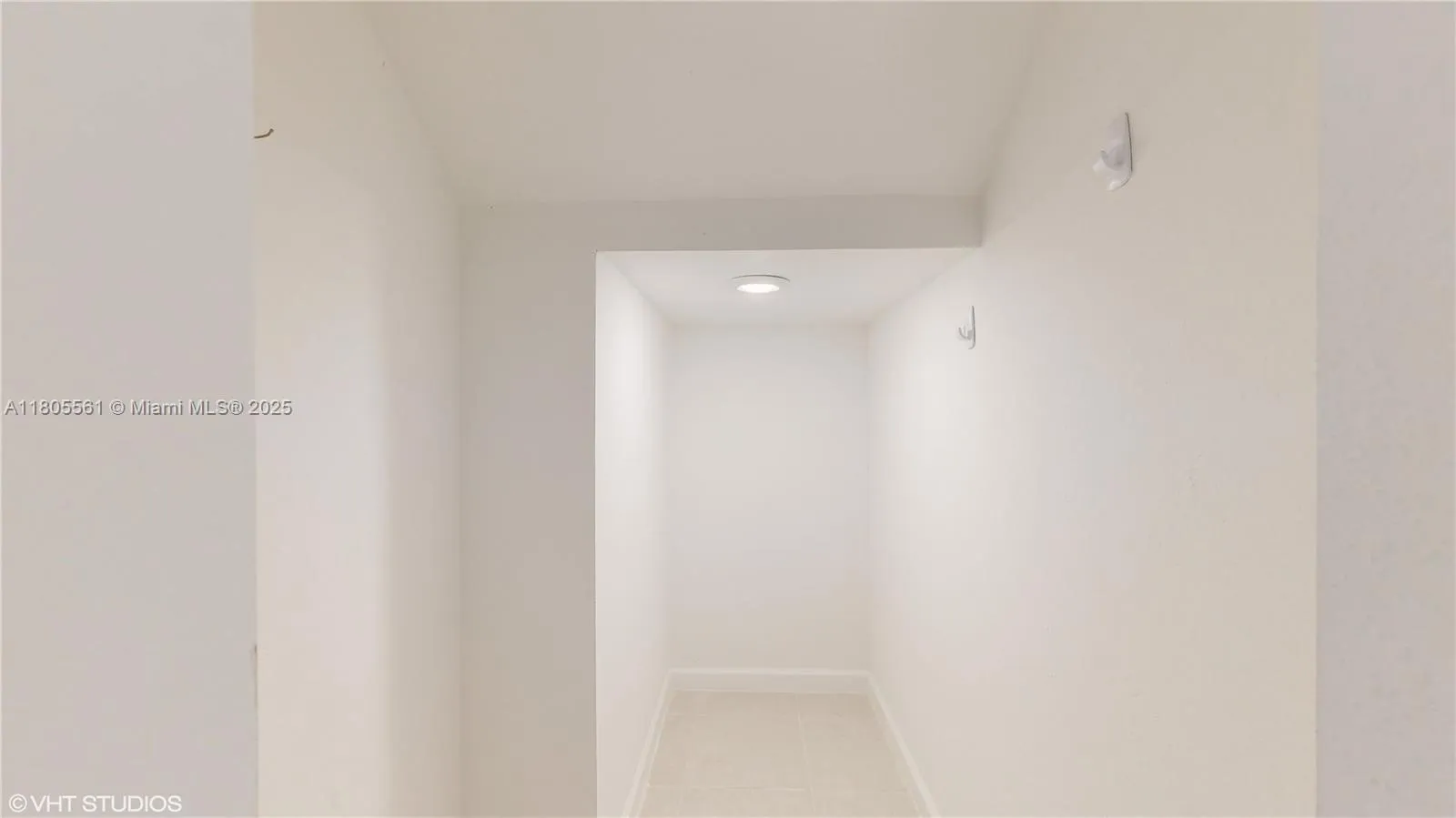 10004 SW 231 LN, Miami FL 33190