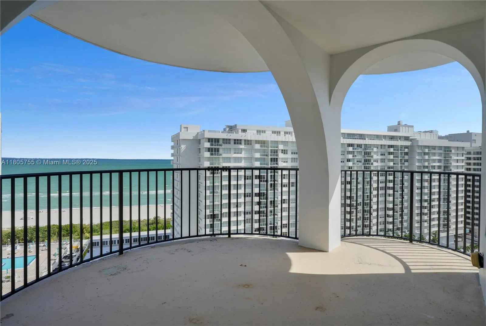 5660 Collins Ave # 15B, Miami Beach FL 33140