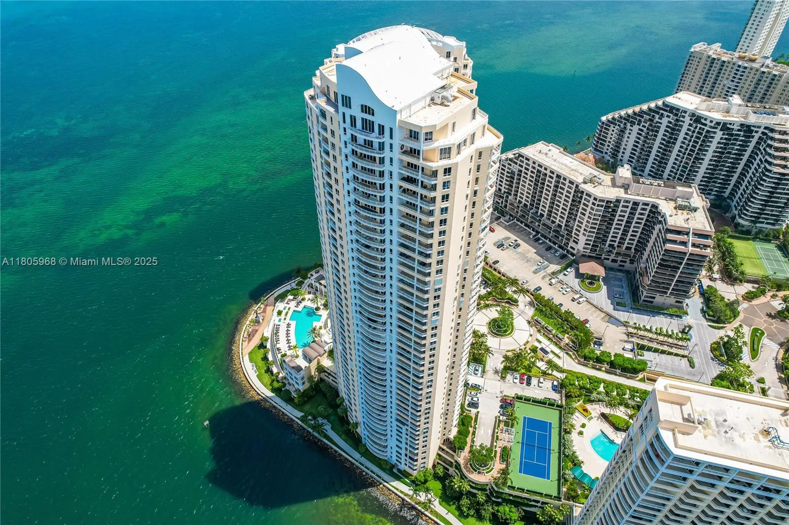 848 Brickell Key Dr # 3803, Miami FL 33131