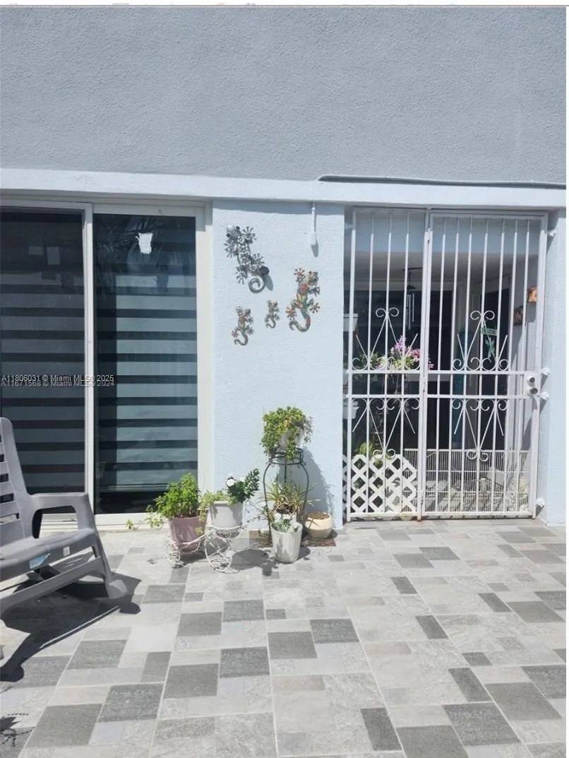 2110 SW 122nd Ct # 2110, Miami FL 33175