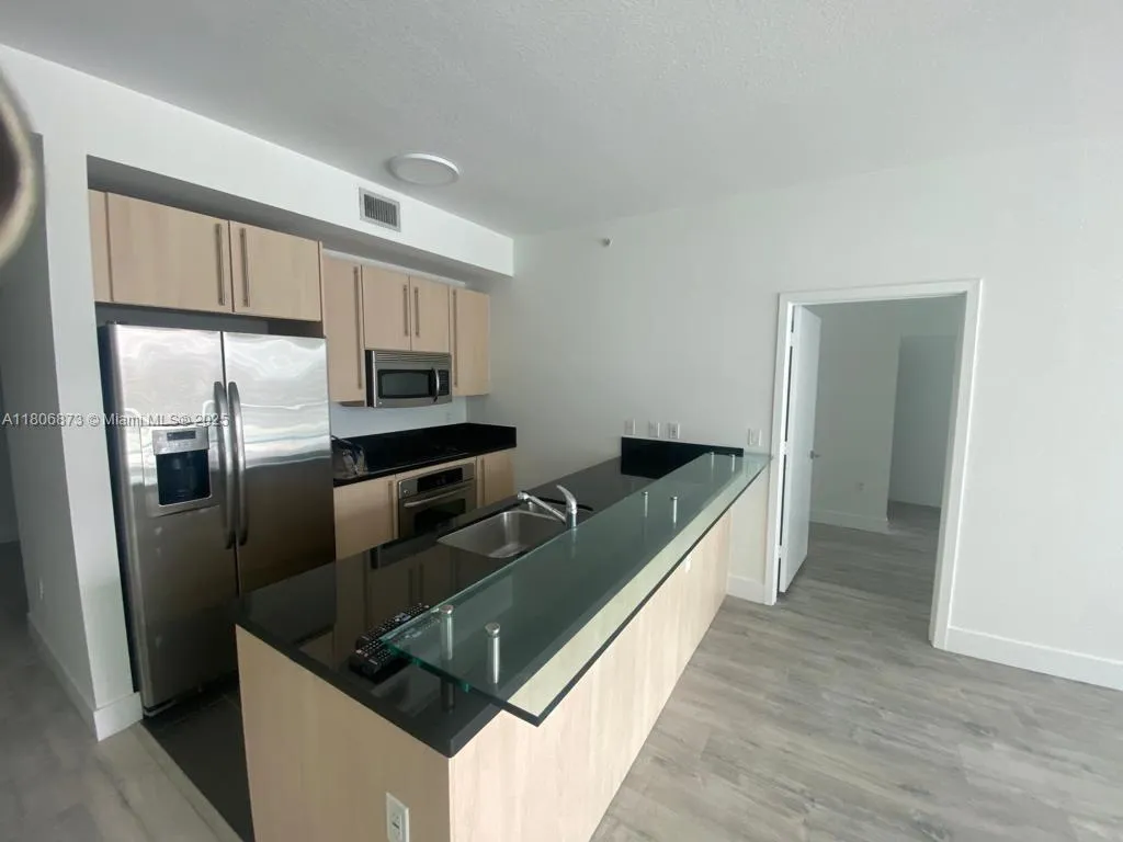 1111 SW 1st Ave, Miami FL 33130