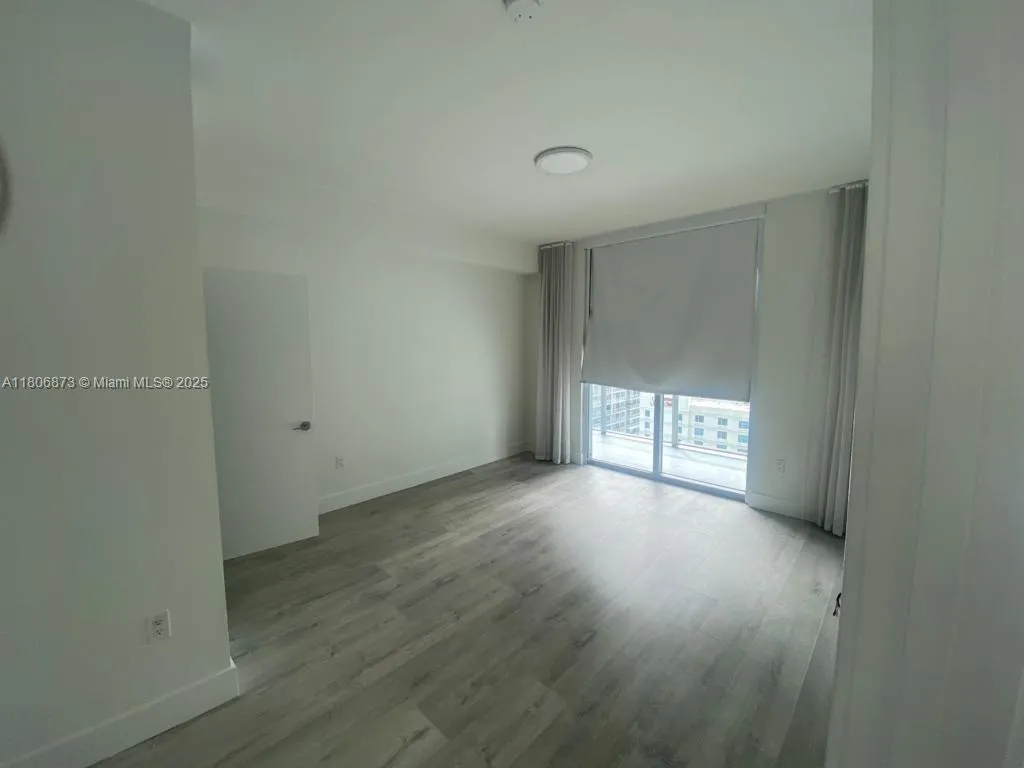 1111 SW 1st Ave, Miami FL 33130