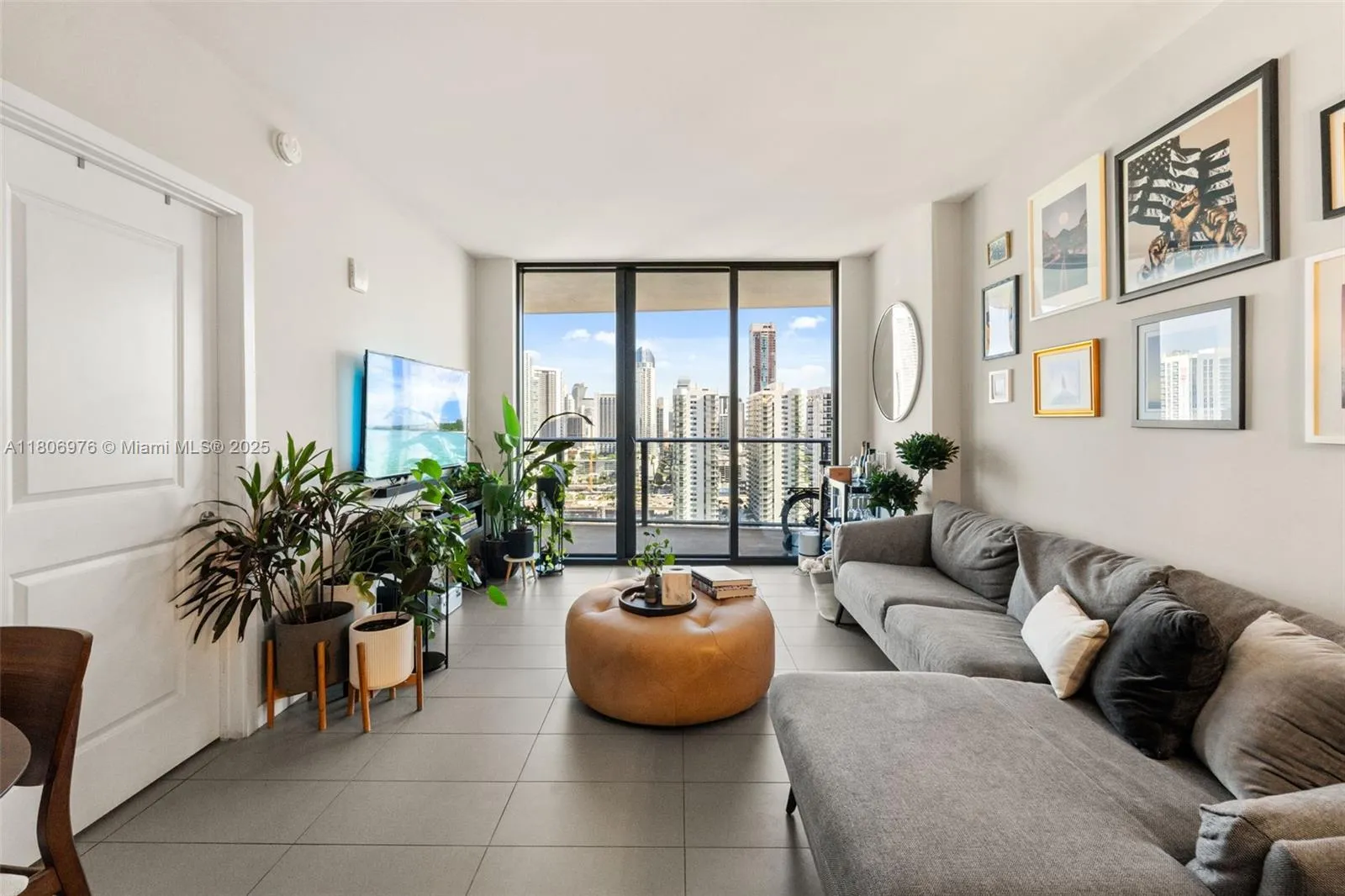 1600 NE 1st Ave # 2907, Miami FL 33132