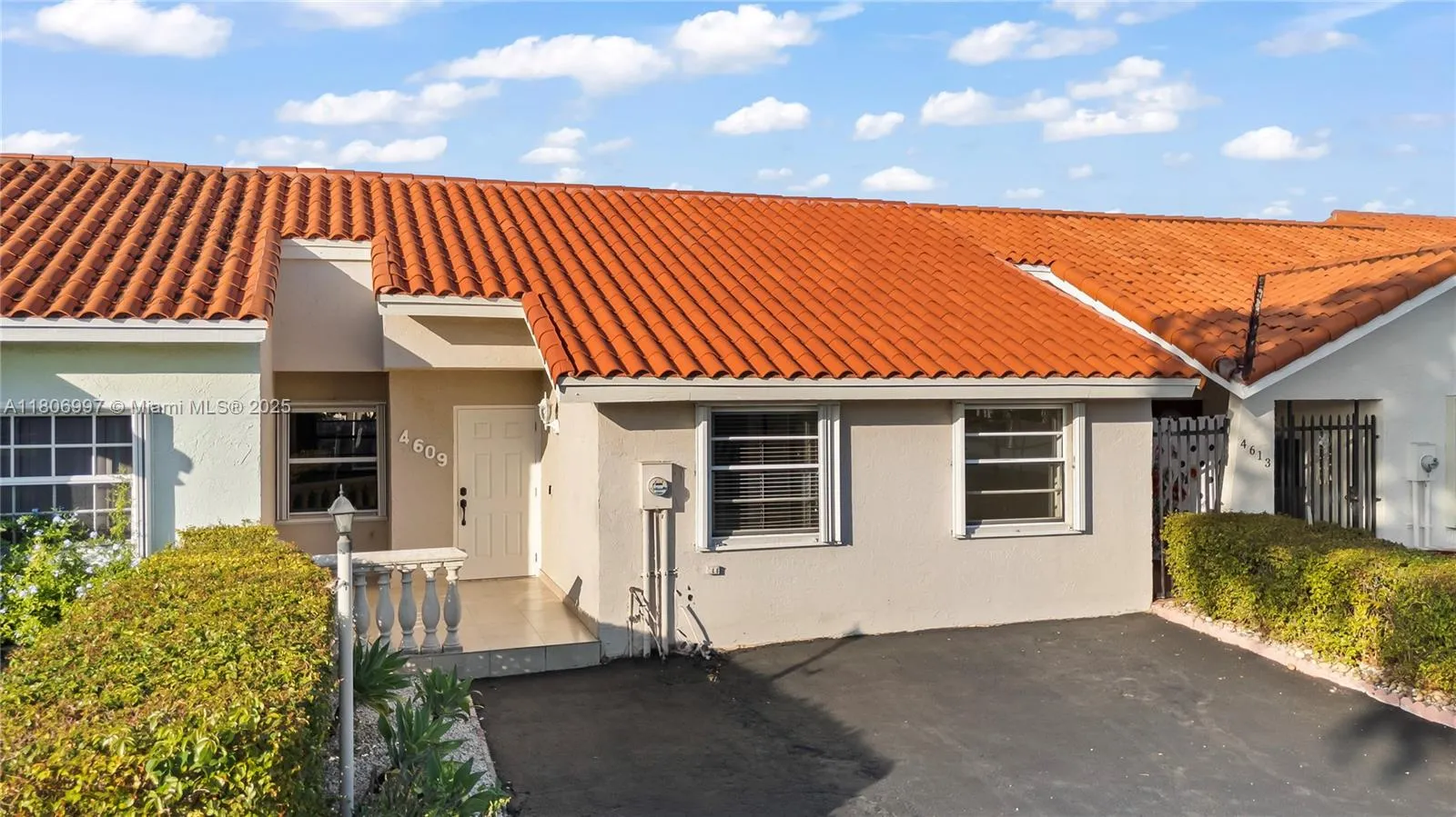 4609 SW 143rd PL, Miami FL 33175