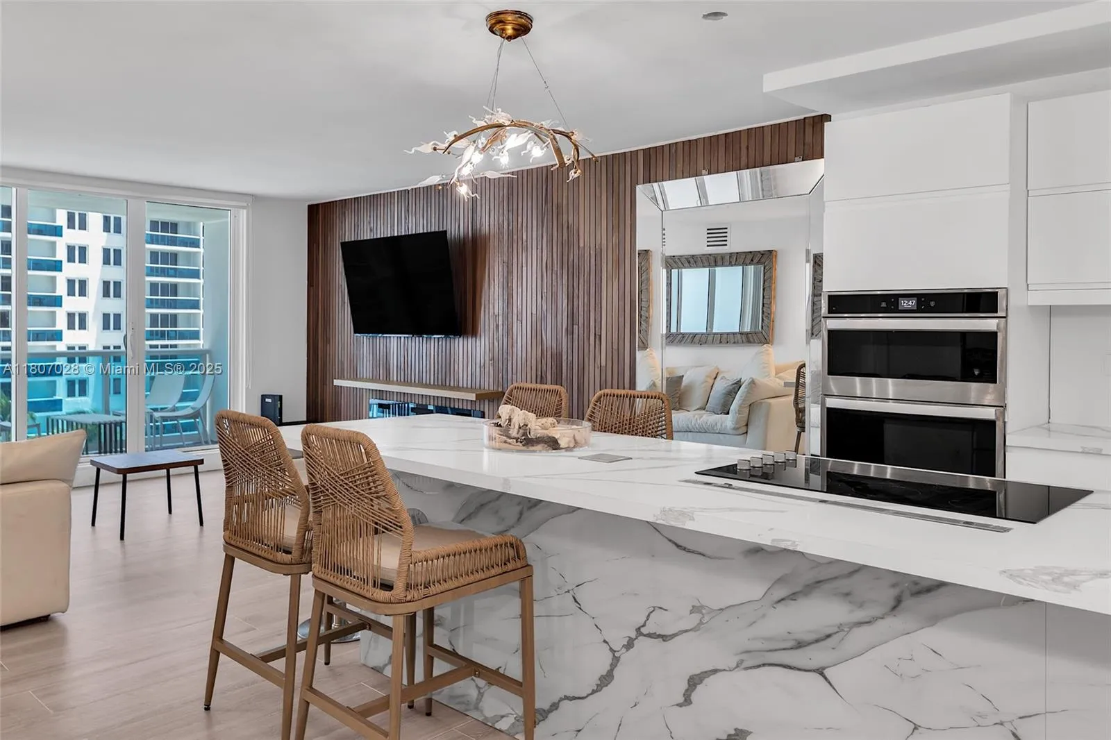 2301 Collins Ave # 1019, Miami Beach FL 33139