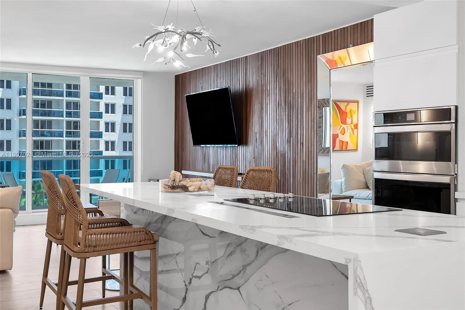2301 Collins Ave # 1019, Miami Beach FL 33139