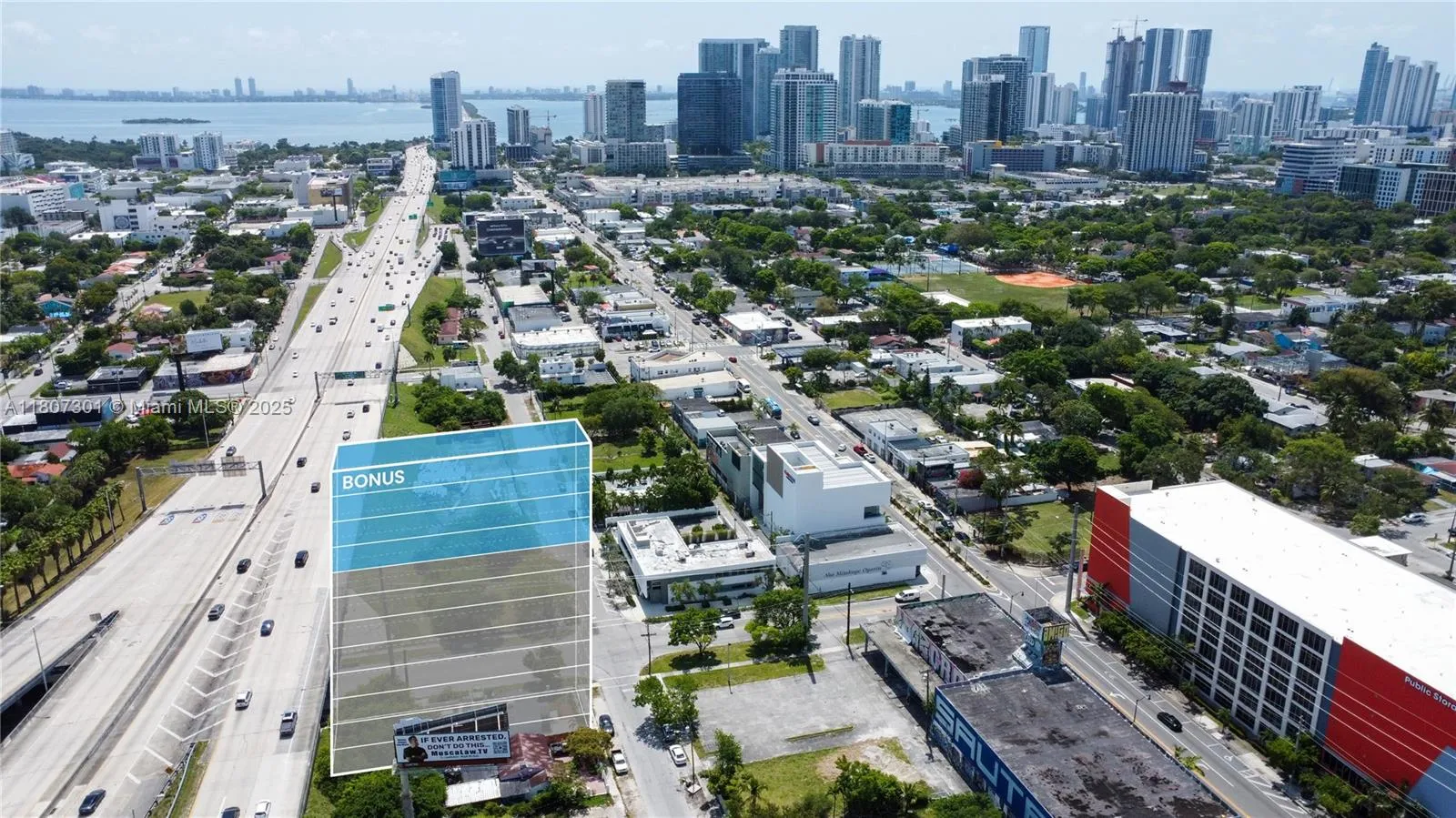 301 NW 37th St, Miami FL 33127