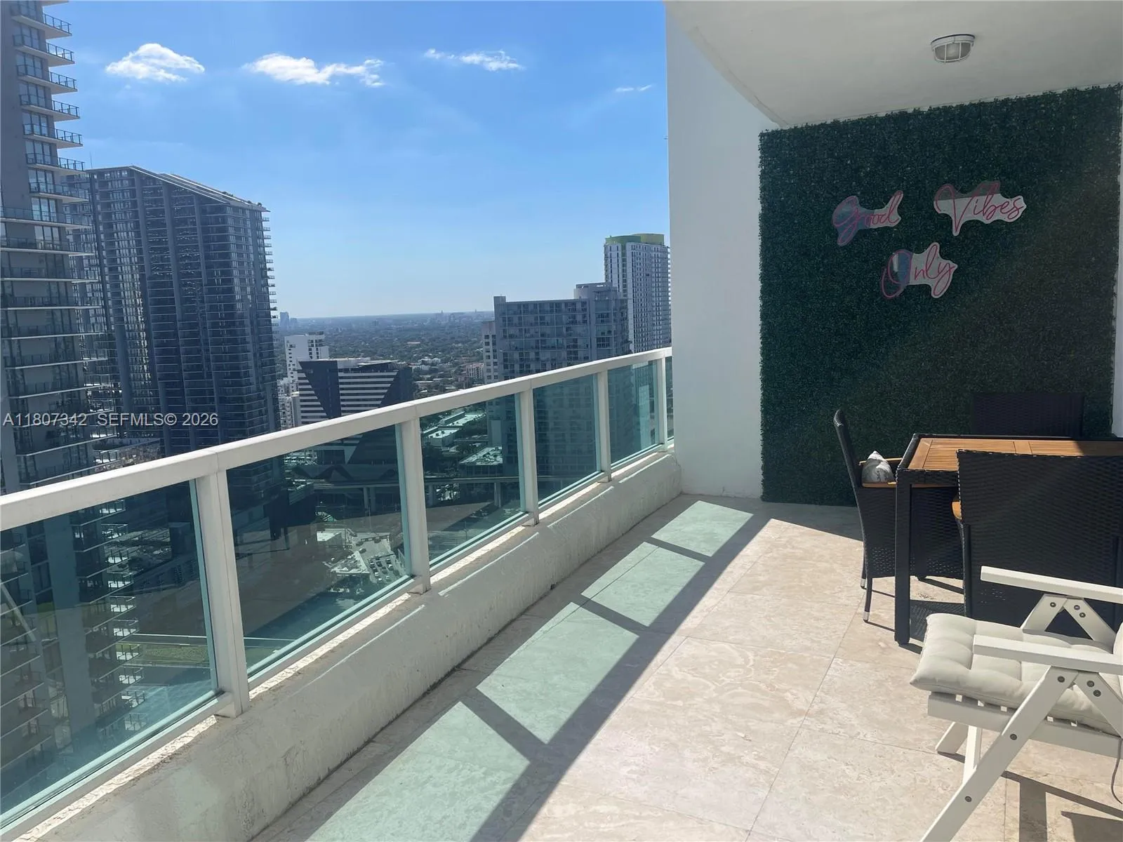 41 SE 5th St # 2008, Miami FL 33131
