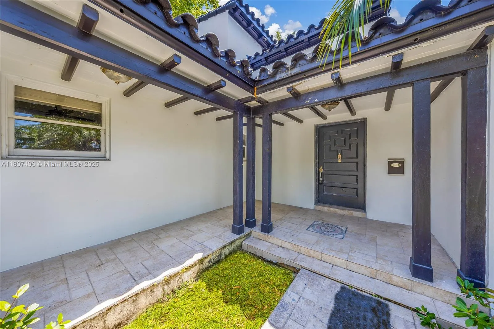 5757 Alton Rd, Miami Beach FL 33140