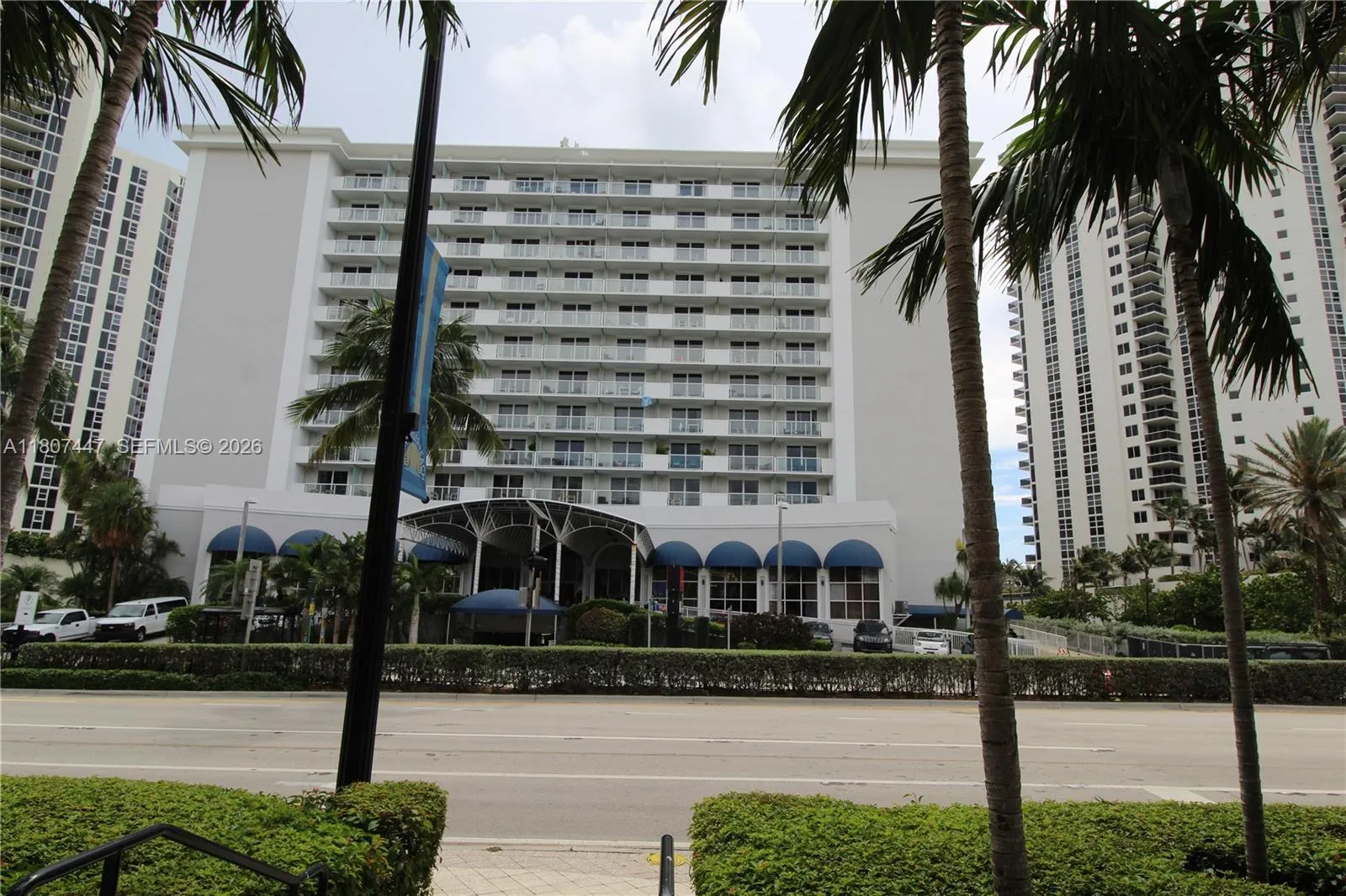 19201 Collins Ave # 714, Sunny Isles Beach FL 33160