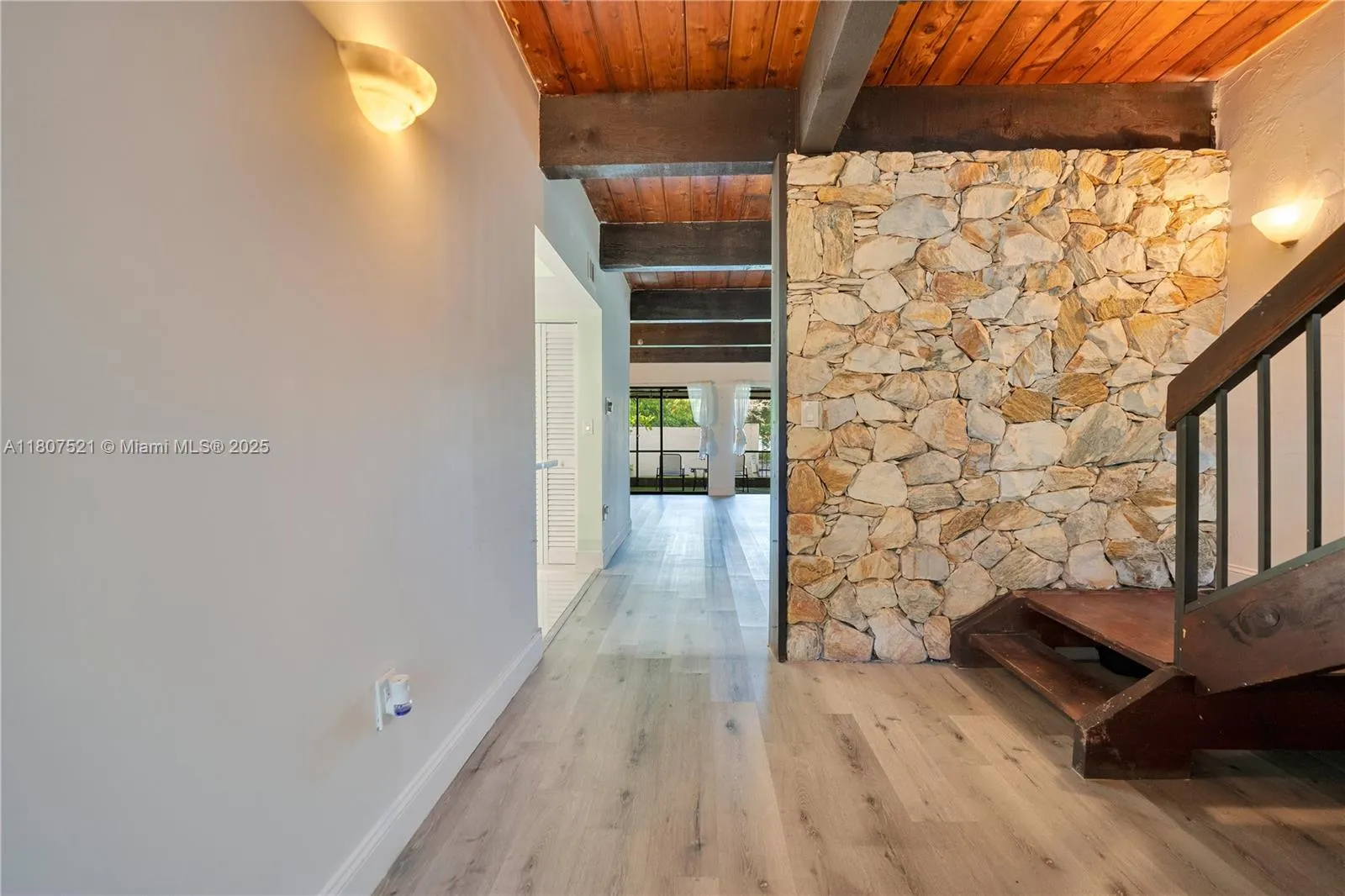 19412 NE 26th Ave # 143B, Miami FL 33180