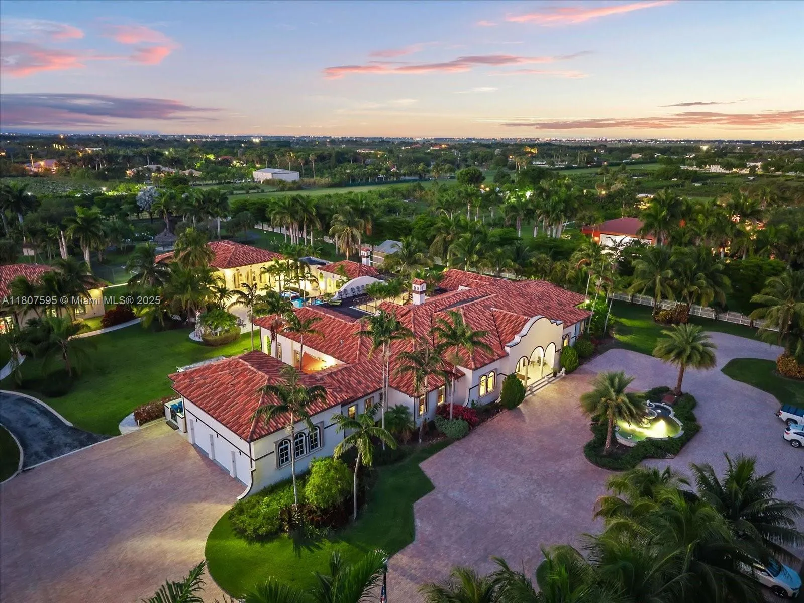 18451 SW 158th St, Miami FL 33187