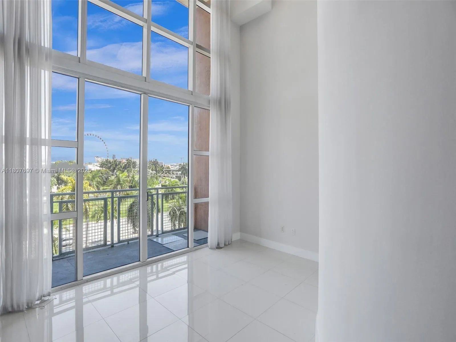 244 Biscayne Blvd # 439, Miami FL 33132